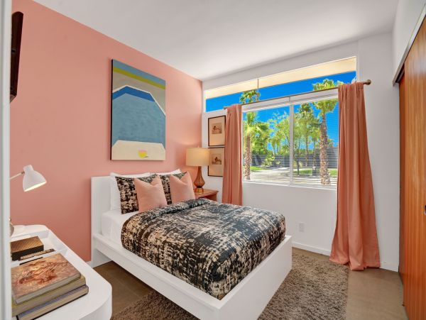 Palm Springs Home 991945