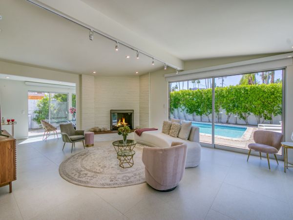 Palm Springs Home 991946
