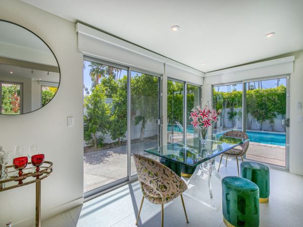 Palm Springs Home 991946