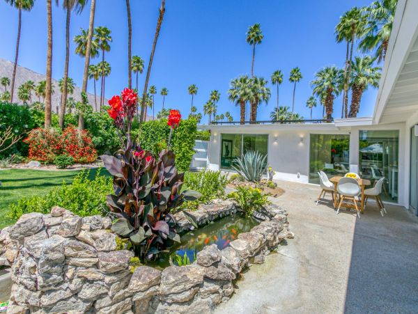 Palm Springs Home 991946