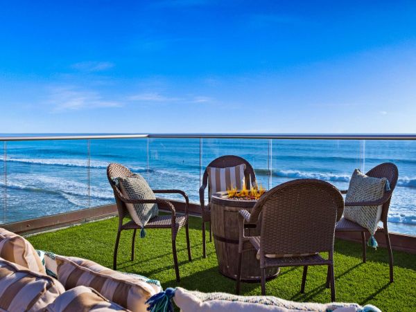 Oceanside Eight Bedroom Vacation Rental Home wit Private Spa