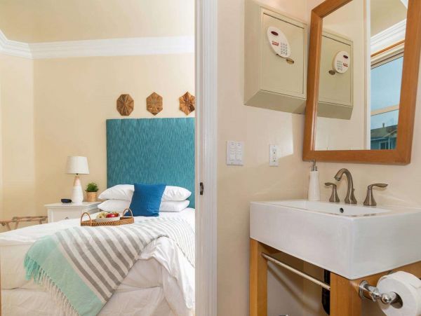 Oceanside Eight Bedroom Vacation Rental Home wit Private Spa