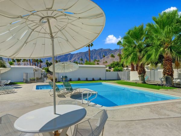 Palm Springs Condo 991950