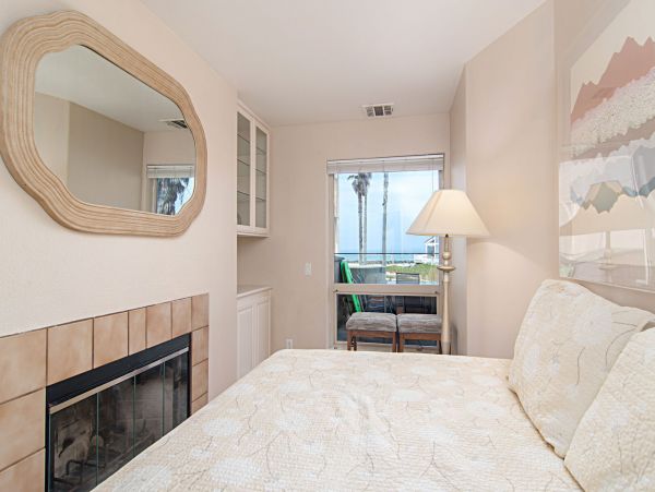 San Diego Beach Communities North Condo 991951