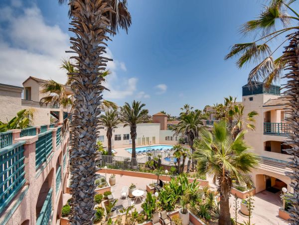 San Diego Beach Communities North Condo 991952