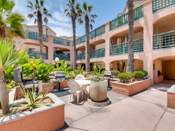 San Diego Beach Communities North Condo 991952