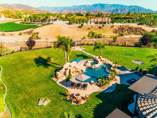 Temecula Luxury Vacation Home With Pool 20 Guests