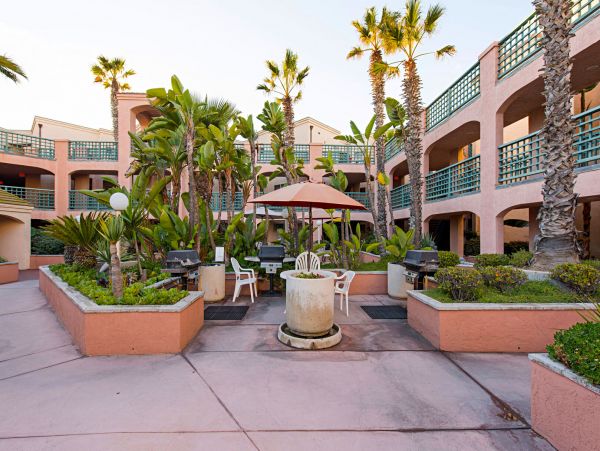 San Diego Beach Communities North Condo 991954