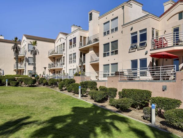 San Diego Beach Communities North Condo 991955