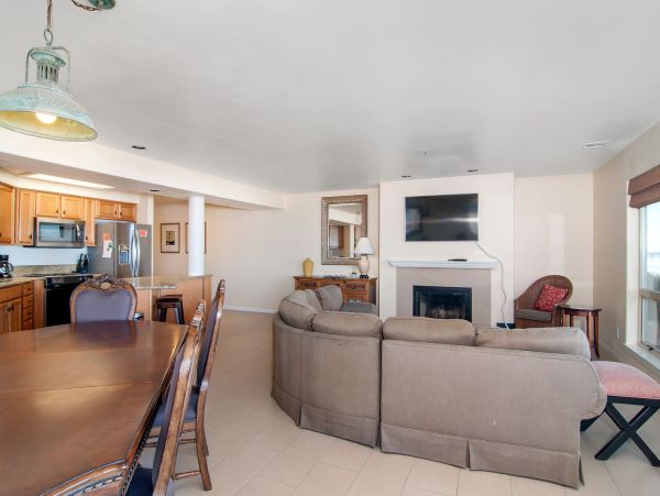 San Diego Beach Communities North Condo 991957