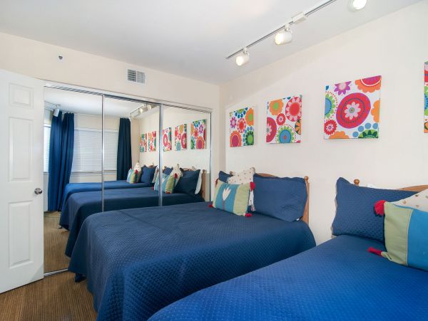 San Diego Beach Communities North Condo 991957