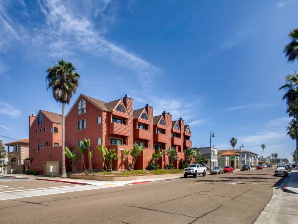 San Diego Beach Communities North Condo 991958