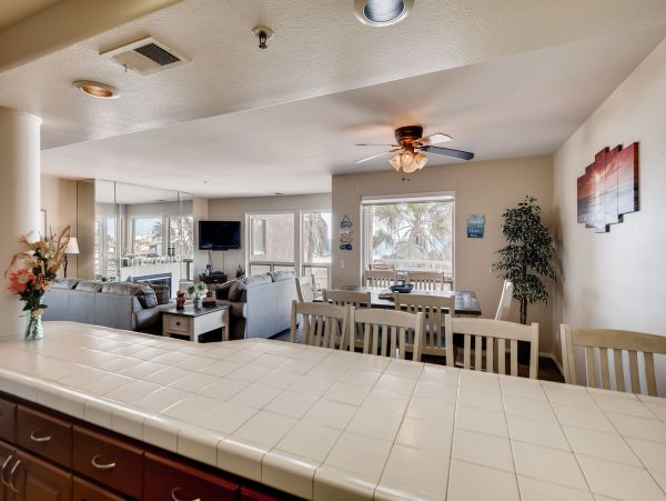 San Diego Beach Communities North Condo 991959
