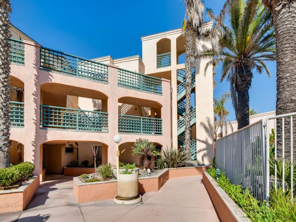 San Diego Beach Communities North Condo 991959