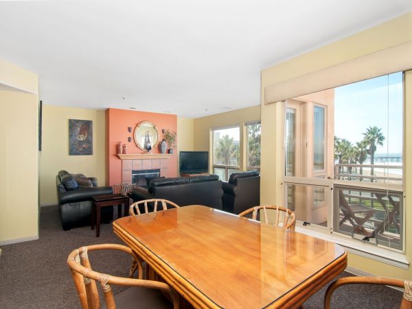 San Diego Beach Communities North Condo 991960