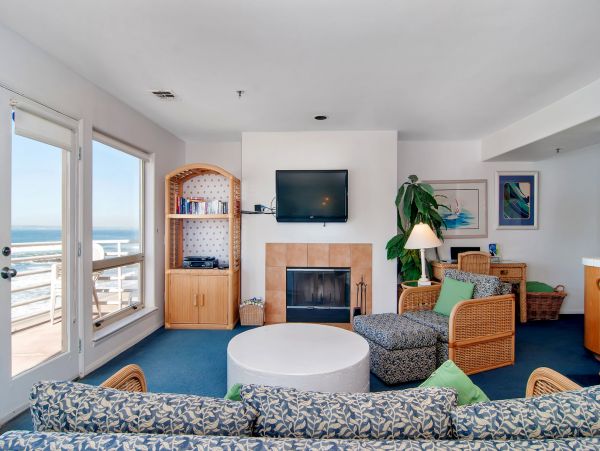 San Diego Beach Communities North Condo 991963