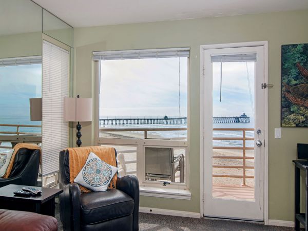 San Diego Beach Communities North Condo 991964
