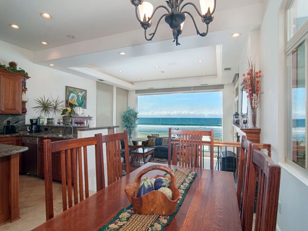 San Diego Beach Communities North Home 991966