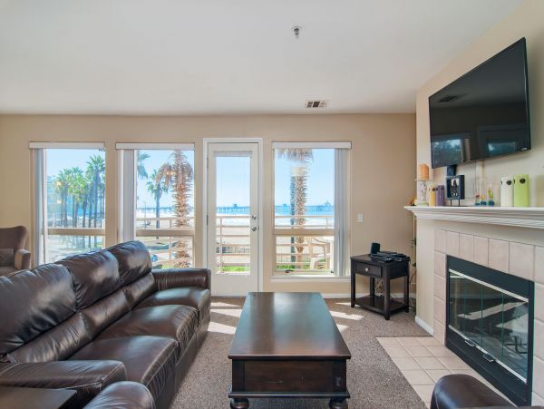 San Diego Beach Communities North Condo 991969