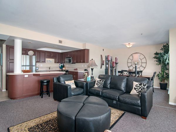 San Diego Beach Communities North Condo 991970