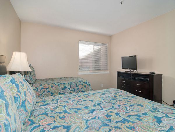 San Diego Beach Communities North Condo 991970