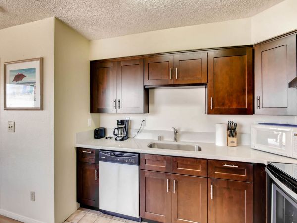 San Diego Beach Communities North Condo 991973
