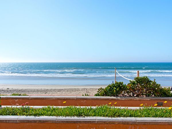 San Diego Beach Communities North Condo 991974