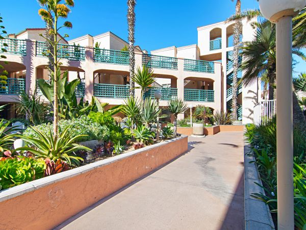 San Diego Beach Communities North Condo 991974
