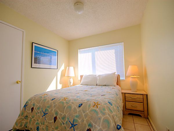 San Diego Beach Communities North Condo 991975