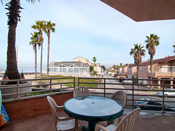 San Diego Beach Communities North Condo 991976