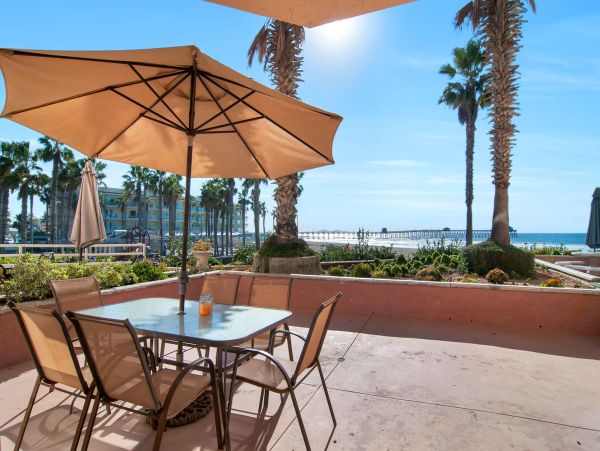San Diego Beach Communities North Condo 991977