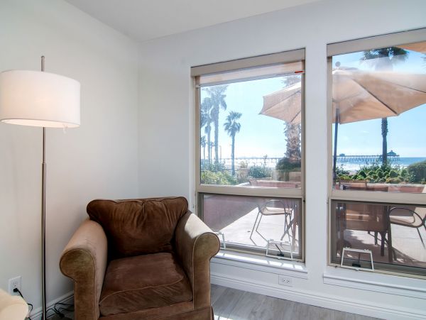 San Diego Beach Communities North Condo 991977