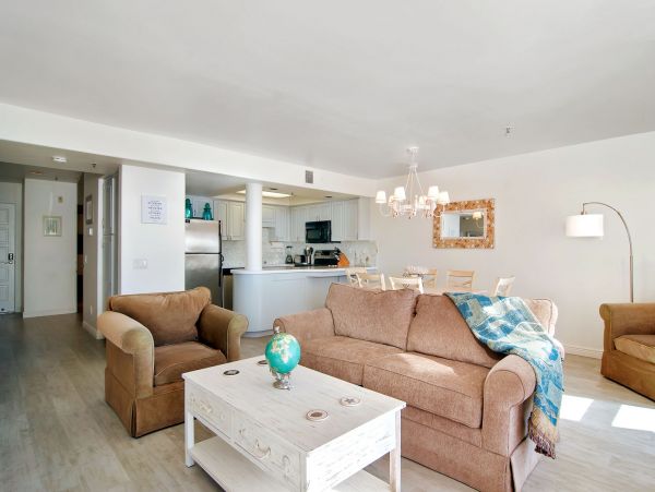 San Diego Beach Communities North Condo 991977