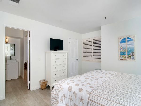 San Diego Beach Communities North Condo 991977
