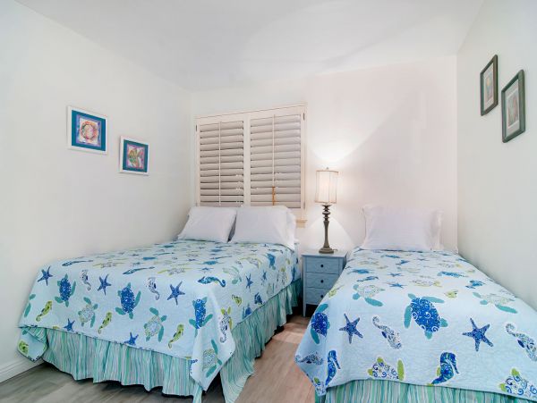San Diego Beach Communities North Condo 991977