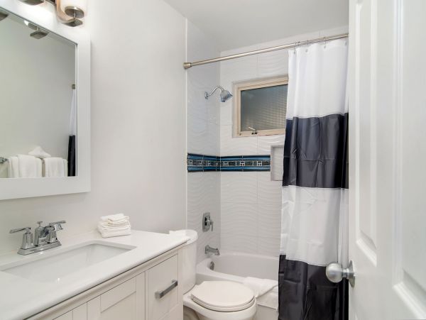 San Diego Beach Communities North Condo 991977