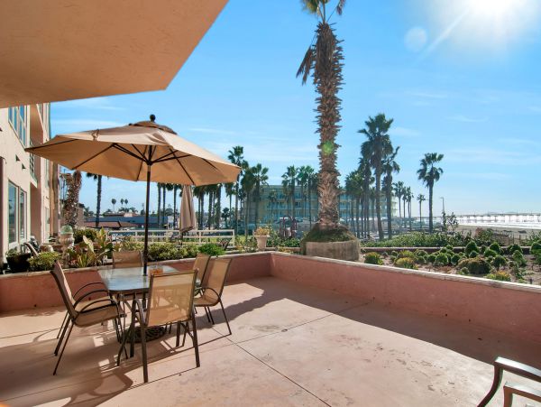 San Diego Beach Communities North Condo 991977