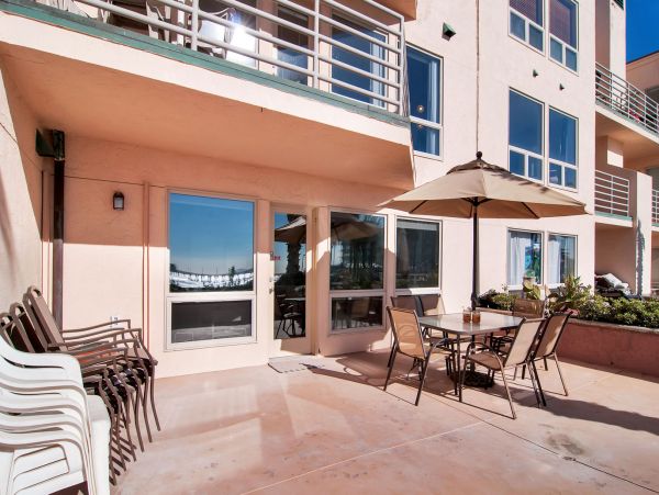 San Diego Beach Communities North Condo 991977
