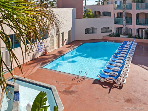 San Diego Beach Communities North Condo 991977