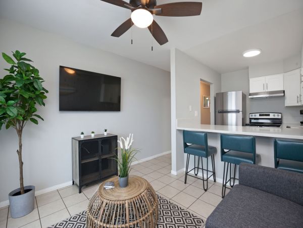 San Diego Beach Communities North Condo 991978