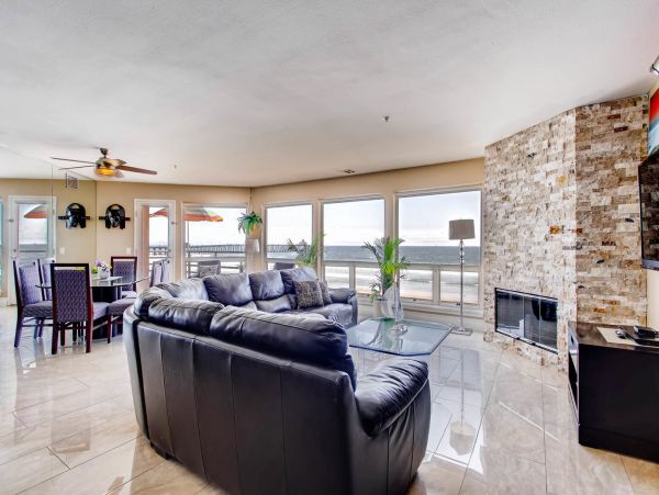 San Diego Beach Communities North Condo 991980