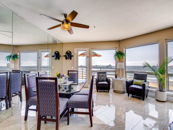 San Diego Beach Communities North Condo 991980