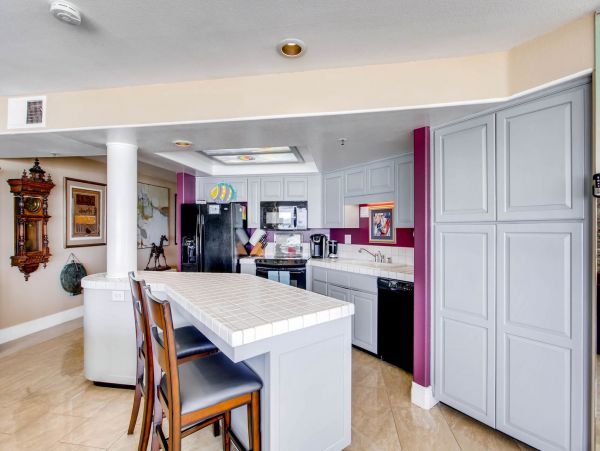 San Diego Beach Communities North Condo 991980
