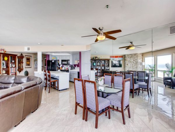 San Diego Beach Communities North Condo 991980