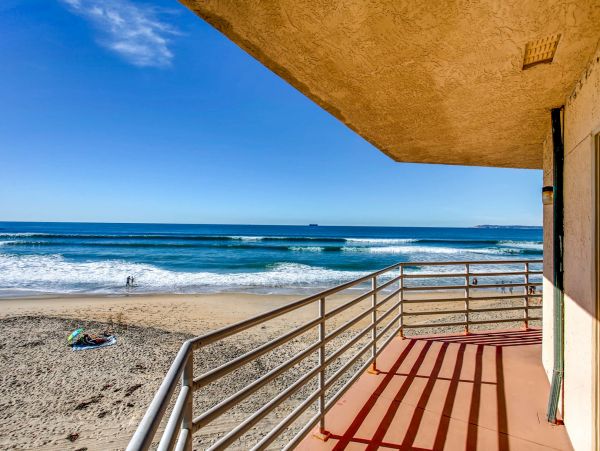 San Diego Beach Communities North Condo 991980
