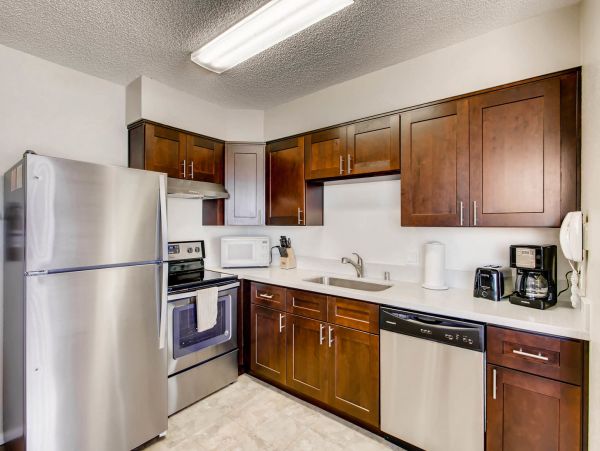 San Diego Beach Communities North Condo 991981