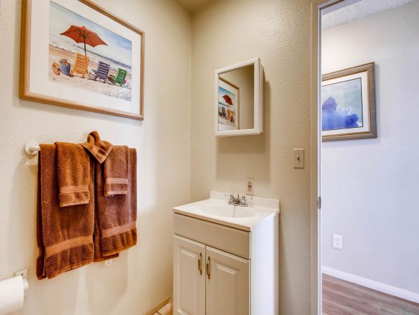 San Diego Beach Communities North Condo 991981
