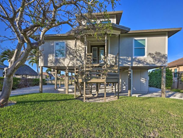 Marco Island Two Bedrooms Plus Den Pool Home Canal Views