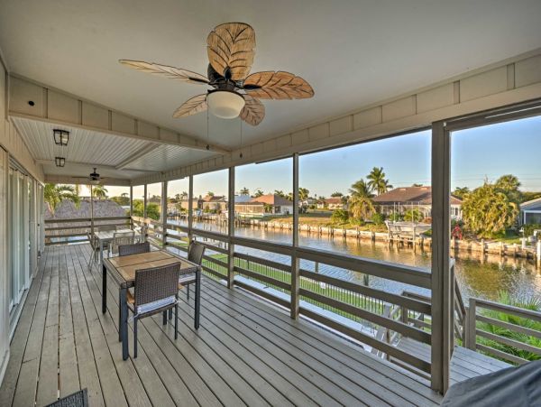 Marco Island Two Bedrooms Plus Den Pool Home Canal Views