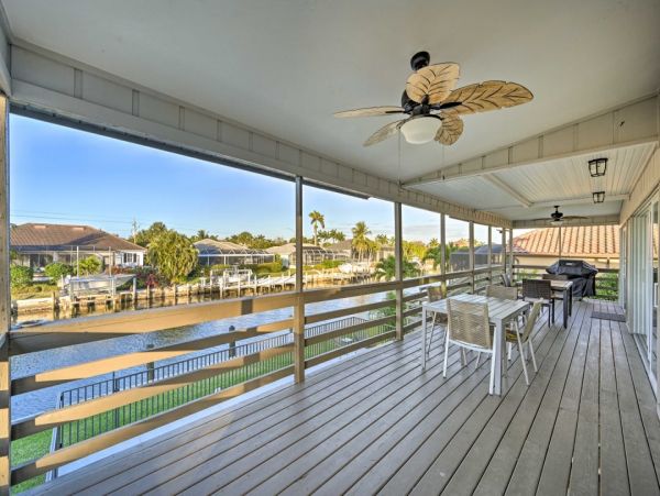 Marco Island Two Bedrooms Plus Den Pool Home Canal Views